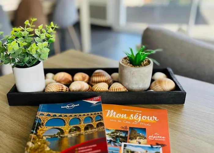 Charmante Maison Vue Garrigue Avec Piscine Holiday home