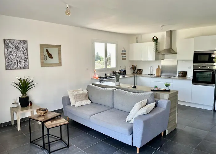 Charmante Maison Vue Garrigue Avec Piscine * La Palme
